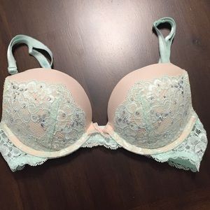 Victoria secret bra